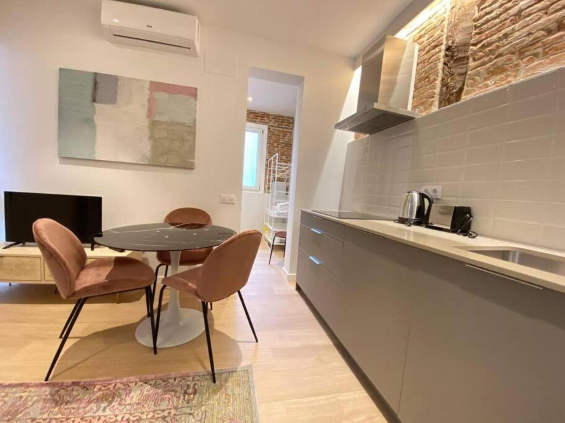 Apartamentos En La Latiina Madrid Buitenkant foto